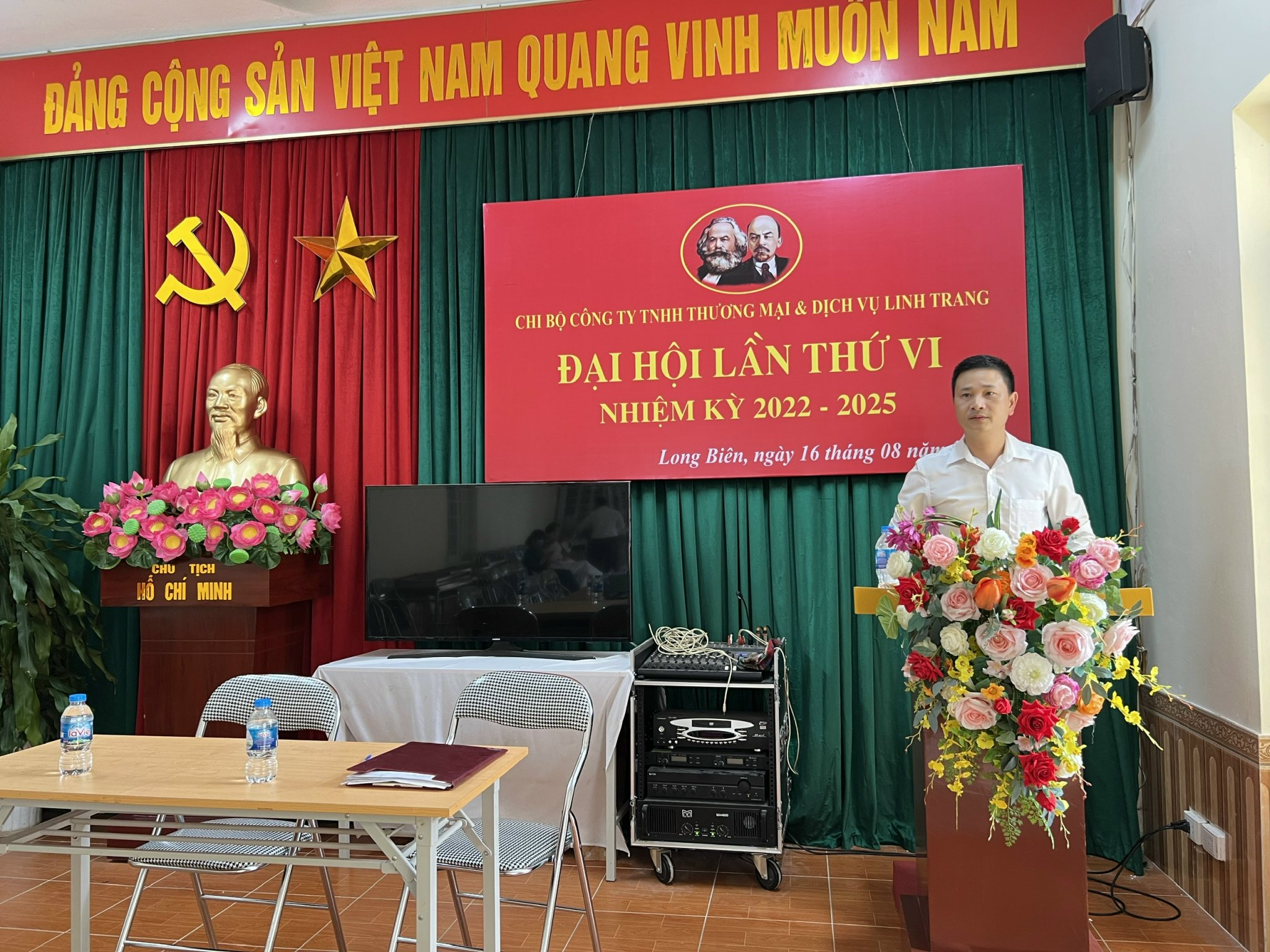 ĐẠI HỘI CHI BỘ CÔNG TY TNHH THƯƠNG MẠI VÀ DỊCH VỤ LINH TRANG