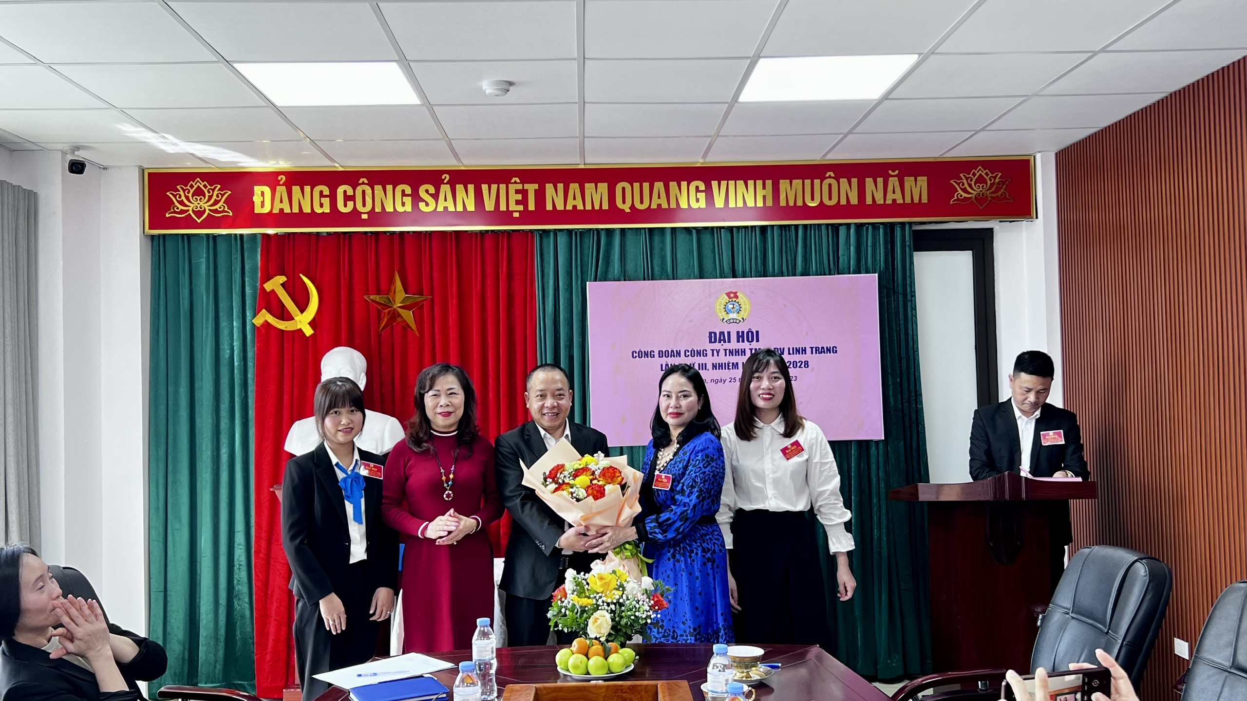 Công ty TNHH TM&DV Linh Trang tổ chức đại hội công đoàn khóa 3 nhiệm kỳ 2023 - 2028.